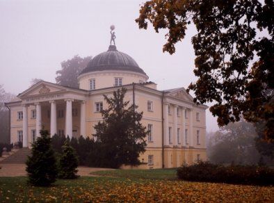 Pałac Lubostroń