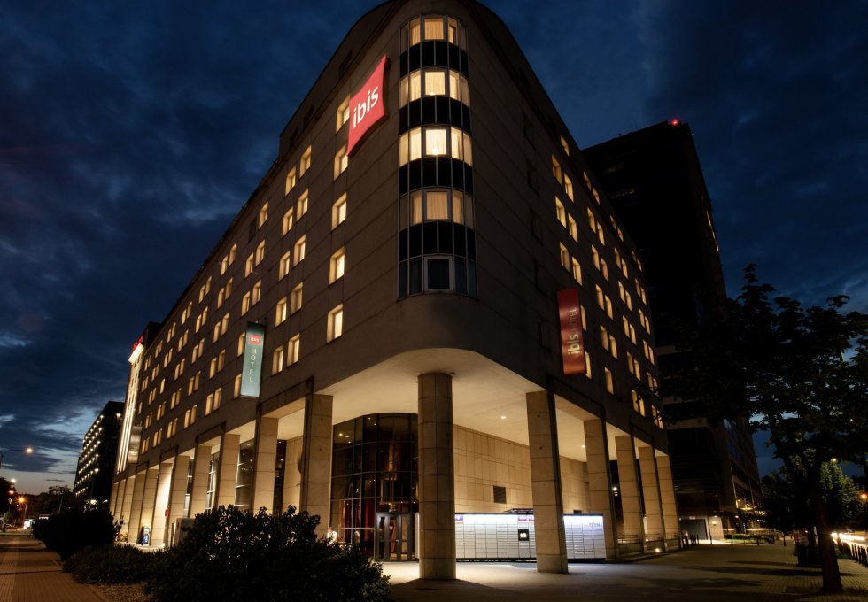 hotel *** - Hotel Ibis Warszawa Stare Miasto