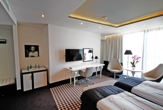 hotel - Piano Hotel - Pokoje - zdjęcie 2