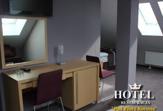 hotel *** - Hotel Pod Złotą Koroną - Pokoje - zdjęcie 1