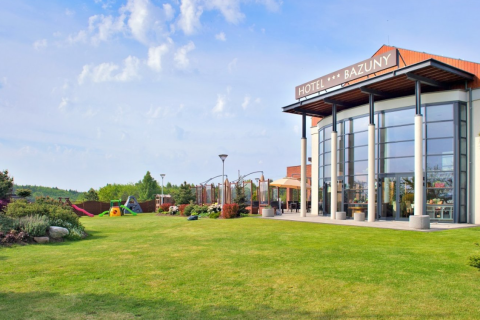 Bazuny Hotel*** & SPA