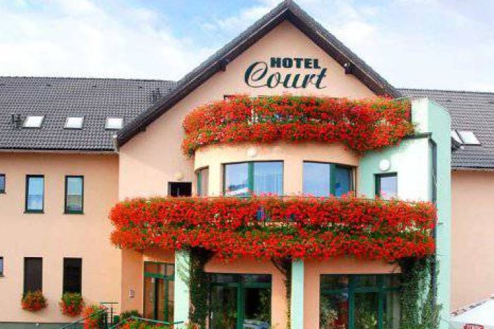 Hotel Court Wellness & Spa*** 
