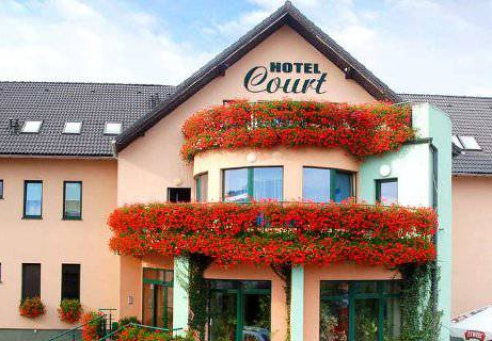hotel *** - Hotel Court Wellness & Spa***
