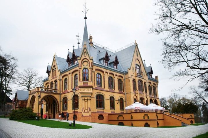 Restauracja Pałac Większyce