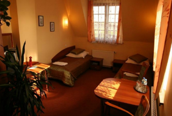 hotel *** - Zajazd Karolinka*** - Pokoje - zdjęcie 1