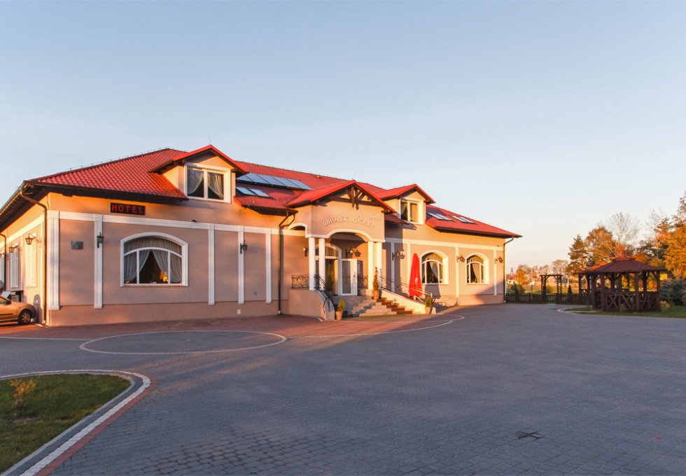 hotel *** - Dworek Różany Hotel & Restaurant