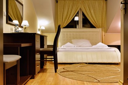 hotel *** - Dworek Różany Hotel & Restaurant - zdjęcie 11