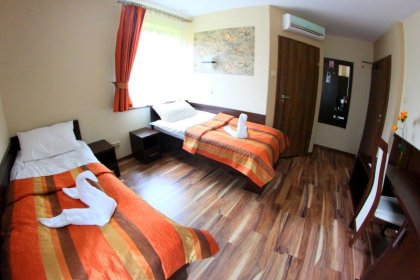 hotel - Hotel Mieszko - zdjęcie 9