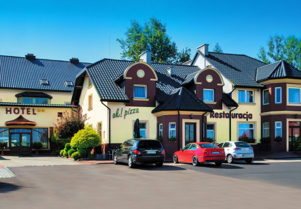hotel - Hotel** i Restauracja Sezam w Kraczkowej