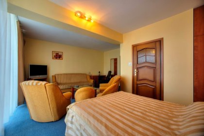 hotel - Hotel** i Restauracja Sezam w Kraczkowej - zdjęcie 10