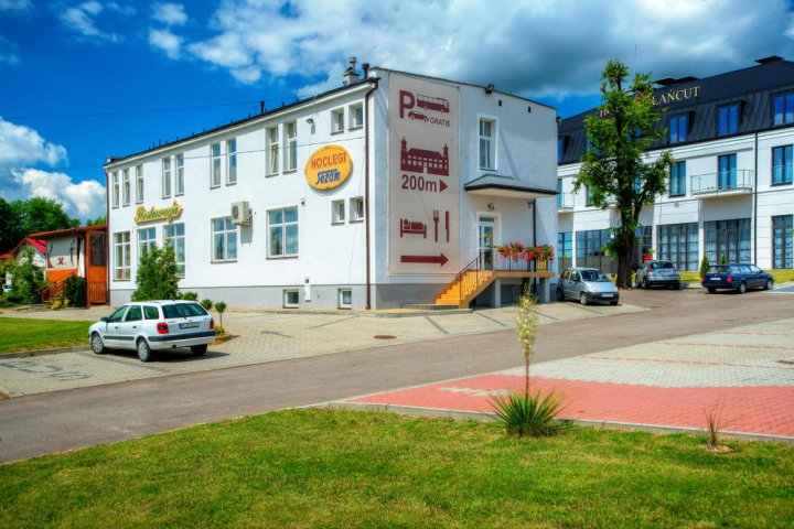 Bed & Breakfast i Restauracja Sezam
