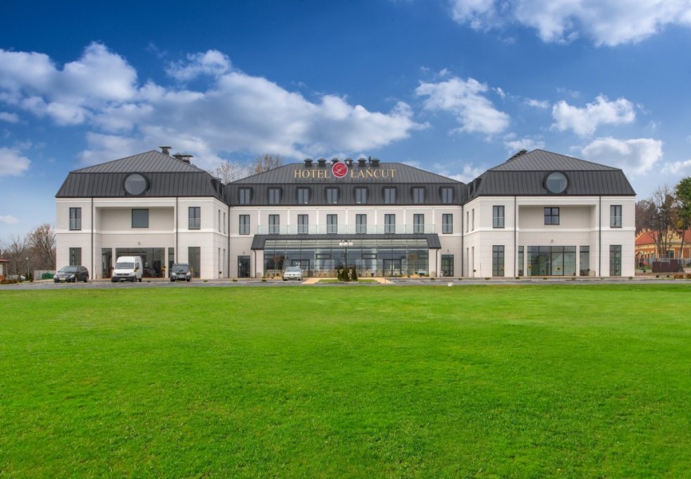 hotel *** - Hotel Łańcut***
