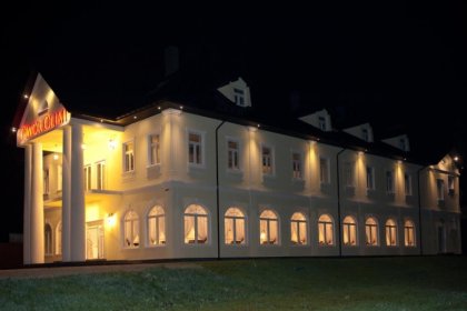 dworek - Dwór Olimp - zdjęcie 2
