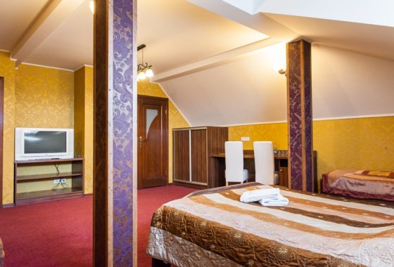hotel - Hotel Andersen - Pokoje - zdjęcie 6