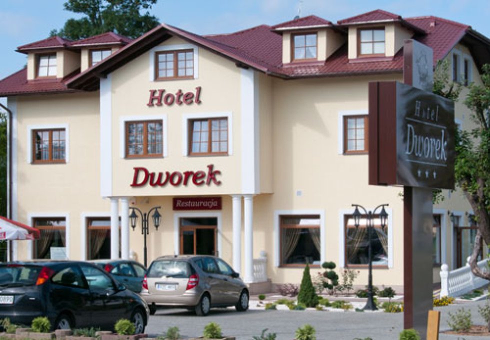 hotel *** - Hotel & Restauracja Dworek