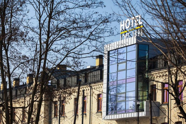 Hotel Loft 1898***