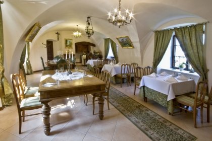 inny - Alumnat. Restauracja i Noclegi - zdjęcie 4