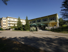 Hotel *** Knieja