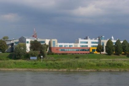 obiekt konferencyjny - Collegium Polonicum - zdjęcie 3
