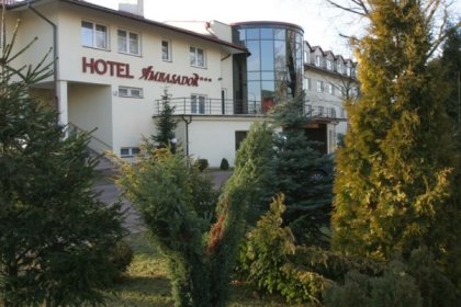 hotel *** - Hotel Ambasador Chojny Łódź - zdjęcie 1