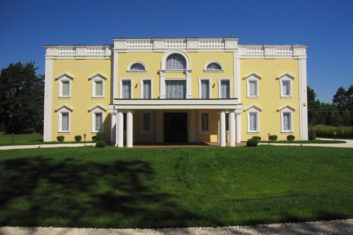 Golden Palace