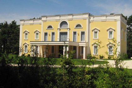 pałac - Golden Palace - zdjęcie 1