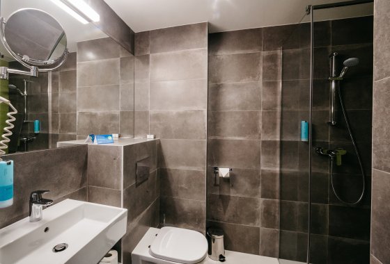 hotel **** - Q Hotel Plus Katowice - Pokoje - zdjęcie 5