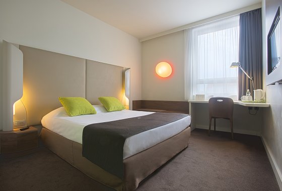 hotel *** - Hotel Campanile Wrocław Centrum - Pokoje - zdjęcie 4