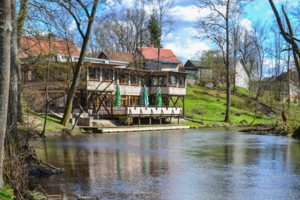 obiekt konferencyjny - Kompleks Wypoczynkowo-Konferencyjny „Mazur-Syrenka” - zdjęcie 1