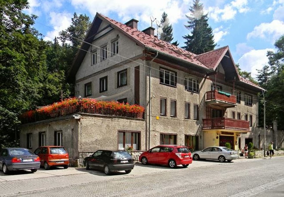 inny - Dom nad Wodospadem