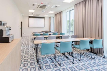 hotel *** - Hampton by Hilton Oświęcim - zdjęcie 2
