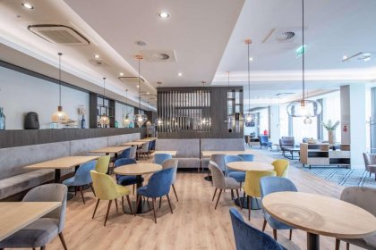 hotel *** - Hampton by Hilton Oświęcim - zdjęcie 11