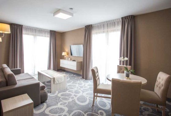 hotel - Hotel Rondo - Pokoje - zdjęcie 3