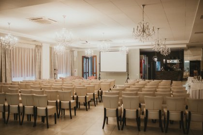 hotel *** - Hotel Wróblewscy - zdjęcie 1