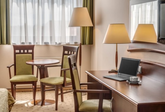 hotel **** - Grand Royal Hotel - Pokoje - zdjęcie 2
