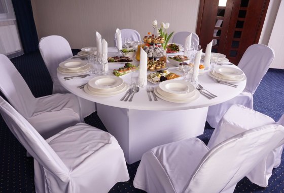 hotel *** - Hotel Mistral - Usługi - zdjęcie 2