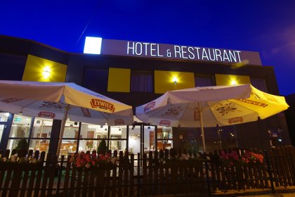 hotel - Hotel Gordon & Restaurant** - zdjęcie 1