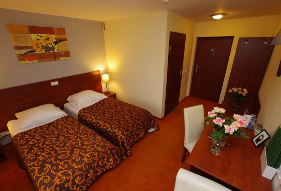 hotel - Hotel Gordon & Restaurant** - Pokoje - zdjęcie 4