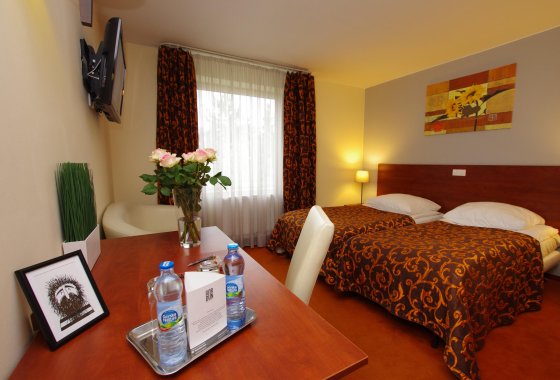 hotel - Hotel Gordon & Restaurant** - Pokoje - zdjęcie 1