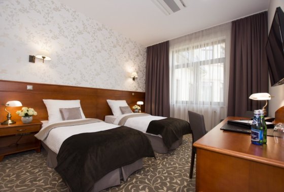 hotel *** - Hotel Park Kajetany - Pokoje - zdjęcie 7