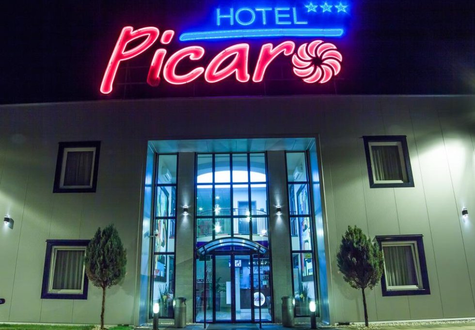 hotel *** - Hotel Picaro***Stok