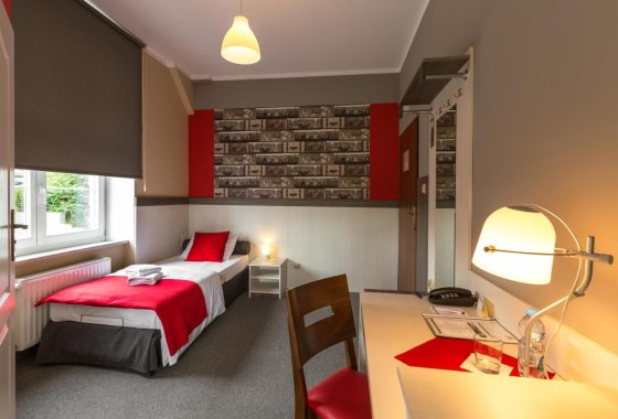 hotel *** - Hotel Przystanek Toruń*** & Restauracja Lokomotywa - Pokoje - zdjęcie 5