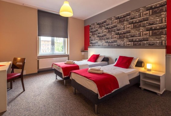 hotel *** - Hotel Przystanek Toruń*** & Restauracja Lokomotywa - Pokoje - zdjęcie 8
