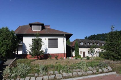 Hotelik pod Akacjami- hotel- SaleBiznesowe