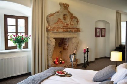 Uroczystko Siedem Stawów apartament z kominkiem