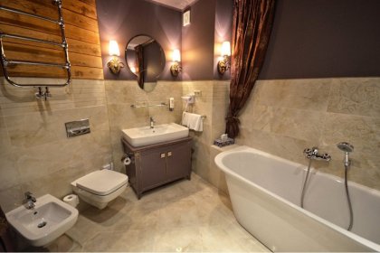 Hotel Żubrówka - łazienki - SaleBiznesowe