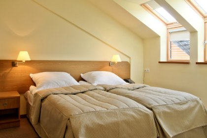 Hotel Activa - łóżko małżeńskie - SaleBiznesowe