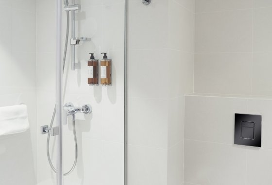 hotel **** - Q Hotel Plus Wrocław Bielany - Pokoje - zdjęcie 6