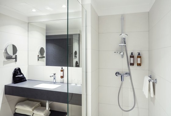hotel **** - Q Hotel Plus Wrocław Bielany - Pokoje - zdjęcie 7