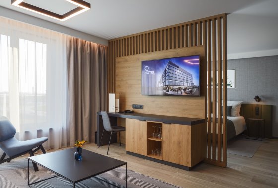 hotel **** - Q Hotel Plus Wrocław Bielany - Pokoje - zdjęcie 3